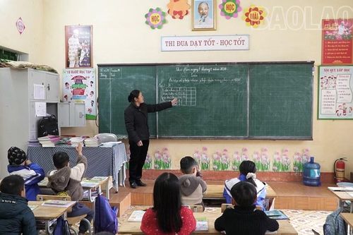 Nhiều giải pháp thu hút học sinh đến lớp ở Gia Hội