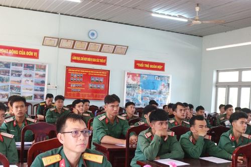 Lâm Đồng hỗ trợ, tư vấn việc làm cho hạ sĩ, chiến sĩ xuất ngũ