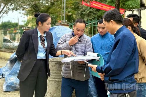 Khơi sức Dân từ nêu gương