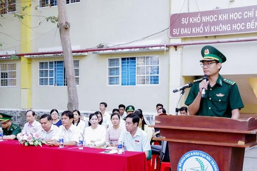 TP. Cần Thơ: Phổ biến giáo dục pháp luật đến học sinh vùng biên giới biển