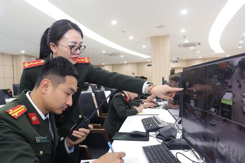 Trung tâm thông tin chỉ huy CATP Hà Nội – Tuyến đầu kết nối, điều hành bảo vệ tuyệt đối an ninh, an toàn Đại hội XIV của Đảng