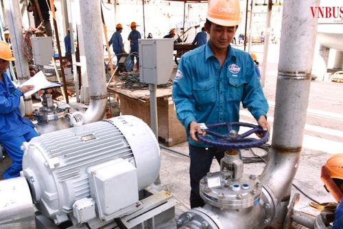'Gia cố nền móng' để nâng vị thế ngành sản xuất Việt