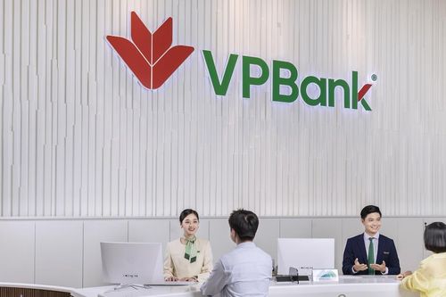 Lợi nhuận 'phá đỉnh', một ngân hàng tăng 24% thu nhập bình quân cho nhân viên