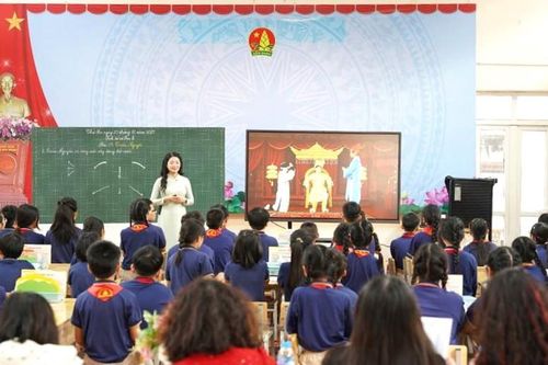 Hai nhóm giáo viên hợp đồng được thưởng Tết theo Nghị định số 73/2024/NĐ-CP