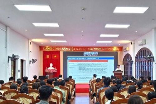 Hà Nội tập huấn nghiệp vụ ủy quyền thủ tục hành chính cho UBND cấp xã