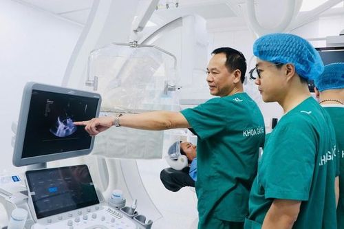 Nữ bệnh nhân Campuchia tìm đến Việt Nam điều trị can thiệp ít xâm lấn