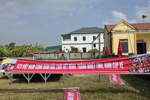 Sân làng hóa 'chảo lửa', quê nhà Đình Bắc tiếp sức U23 Việt Nam trước bán kết châu Á