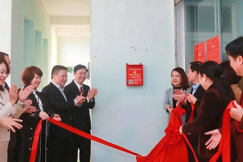 Hộp thư góp ý để lắng nghe nhân dân