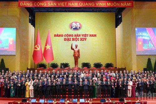 Đại hội XIV của Đảng thảo luận ở hội trường về các Văn kiện Đại hội