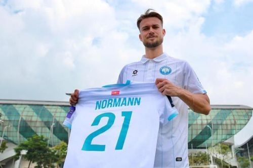 Kristoffer Normann Hansen chia tay CLB T. Nam Định