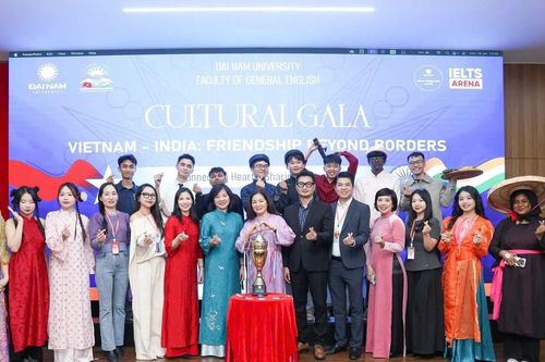 Khoa Du lịch Trường Đại học Đại Nam chinh phục Giải Nhì tại Chung kết Cultural Gala Việt Nam - Ấn Độ