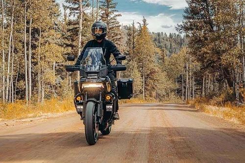 Harley-Davidson trang bị 'tận răng' cho xế phượt Pan America 1250 Limited