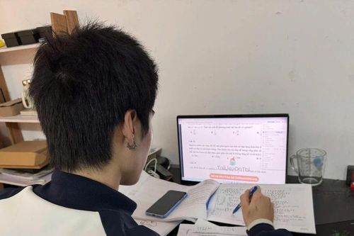 Nóng rẫy cuộc đua thi đánh giá tư duy, làm thế nào để đạt điểm cao?