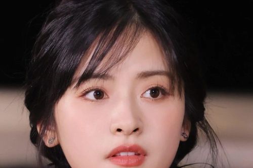 Nữ diễn viên bị đuổi khỏi dự án