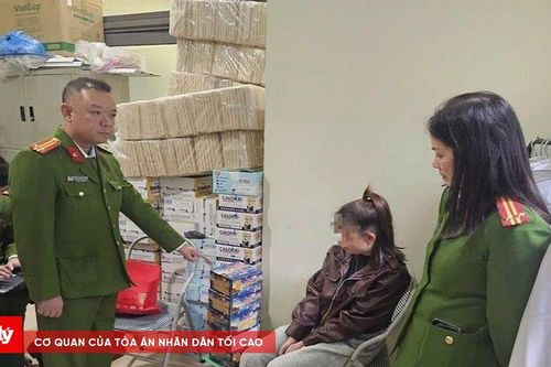 Phát hiện 5 khối pháo hoa nổ đang được mang đi cất giấu trong khuôn viên bệnh viện