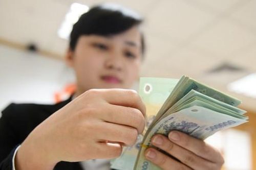 Xem xét tăng lương cơ sở trong năm 2026 để cải thiện đời sống cán bộ, công chức