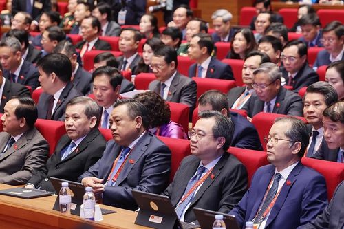 Hình ảnh các đại biểu tại phiên thảo luận về văn kiện Đại hội Đảng