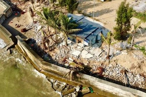 Cần sớm xử lý tình trạng sạt lở bờ biển Hải Tiến