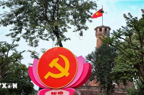 Khơi dậy mạnh mẽ khát vọng phát triển, tinh thần vươn lên trong đội ngũ trí thức