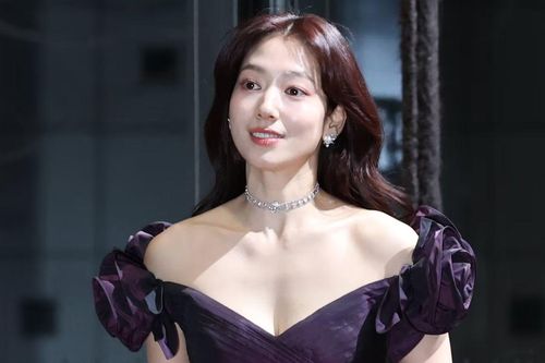 Park Shin Hye bị chê già nua, xuống sắc rõ rệt