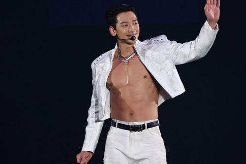 Bi Rain xin lỗi