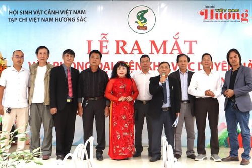 Tạp chí Việt Nam Hương Sắc ra mắt Văn phòng đại diện khu vực Duyên hải Nam Trung Bộ và Tây Nguyên