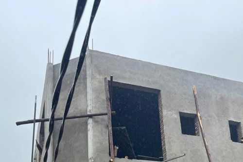 Lô Lô Chải: Tranh cãi quanh ngôi nhà bê tông tại Làng du lịch tốt nhất thế giới
