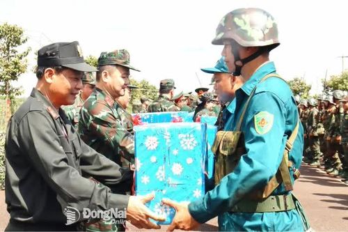 Bộ Quốc phòng lấy ý kiến đề nghị xét tặng thưởng huân chương đối với các tập thể