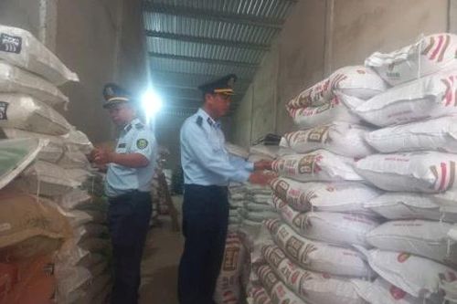Xử phạt 17 cửa hàng vật tư nông nghiệp không đáp ứng đủ điều kiện kinh doanh
