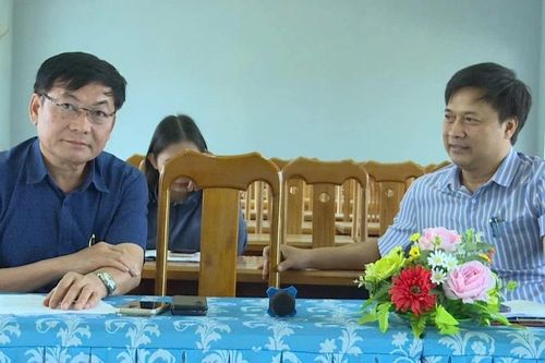 Lãnh đạo Báo và phát thanh, truyền hình Gia Lai làm việc với xã Uar