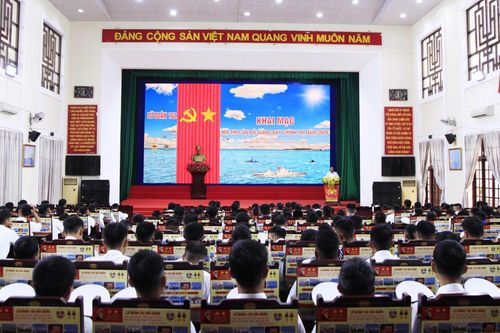 Lữ đoàn 162 khai mạc hội thi cán bộ giảng dạy chính trị năm 2026