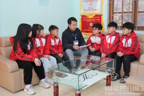 Tư vấn tâm lý chăm lo sức khỏe tinh thần học sinh