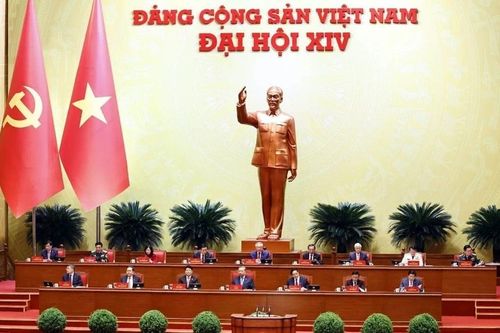 Phiên thảo luận tại hội trường về các văn kiện Đại hội