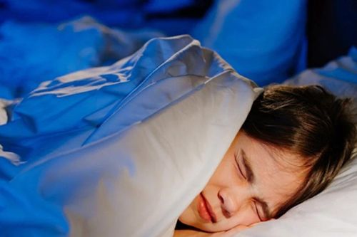 Thời tiết thay đổi ảnh hưởng thế nào đến giấc ngủ và sức khỏe