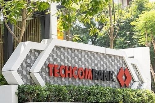Techcombank tăng tốc nhờ sức mạnh hệ sinh thái, lợi nhuận vượt đỉnh 32.500 tỷ đồng