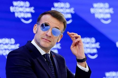 Tổng thống Pháp Macron mạnh mẽ đáp trả lời đe dọa của Mỹ