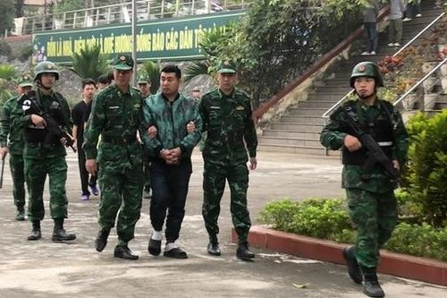 Triệt phá đường dây tổ chức đưa, đón người nước ngoài xuất, nhập cảnh trái phép