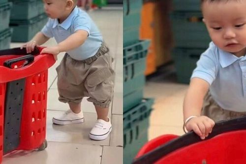 Con trai Vân Trang 1 tuổi đã được bố cho tập huấn lấy kinh nghiệm, quý tử 'ngậm thìa vàng' nay giống hệt bố