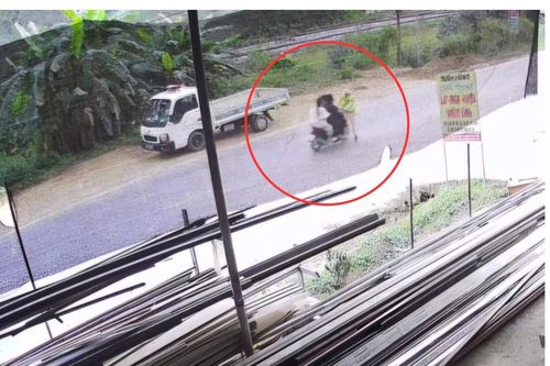 Sức khỏe Thượng úy CSGT bị xe máy 'kẹp' 3 tông trọng thương giờ ra sao?