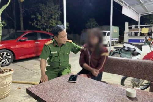 Công an lao xuống sông Sêrêpôk cứu người phụ nữ nhảy cầu tự tử