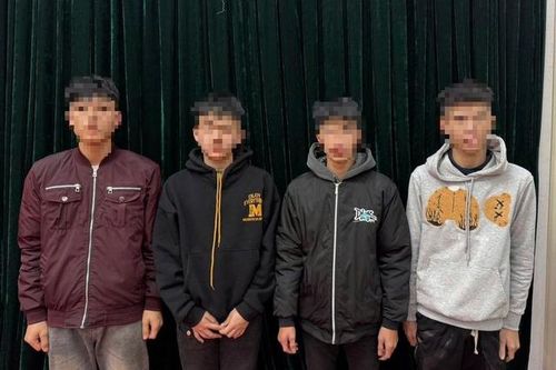 Khởi tố 4 thanh thiếu niên về tội làm nhục người khác