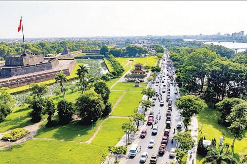Huế trên hành trình xanh