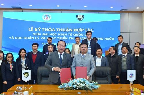 Đẩy mạnh đào tạo và nghiên cứu chuyên sâu về quản lý thị trường trong bối cảnh mới