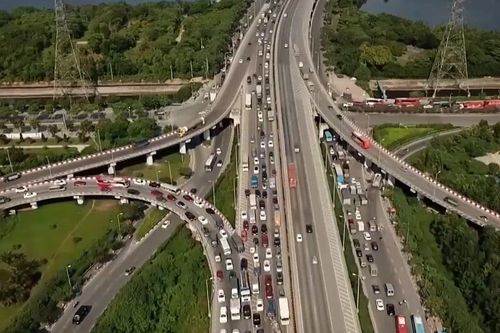 Xây dựng mức thu phí sử dụng đường bộ đối với 18 tuyến cao tốc