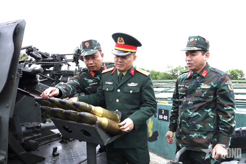 Quân khu 1 kiểm tra công tác sẵn sàng chiến đấu tại Lữ đoàn Phòng không 210