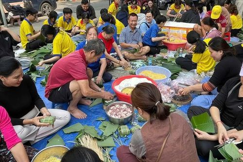 Những nghĩa tình góp cho tết thêm ấm