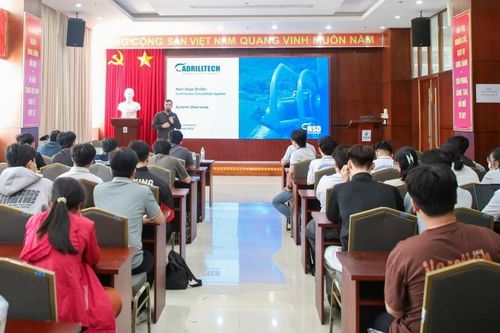 Sinh viên PVU cập nhật công nghệ khoan tuần hoàn liên tục - giải pháp cho giếng khoan phức tạp