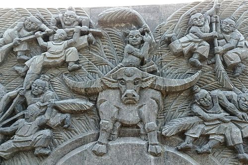 Bức tranh 'Cờ lau tập trận' bằng đá nặng hàng nghìn tấn ở Ninh Bình