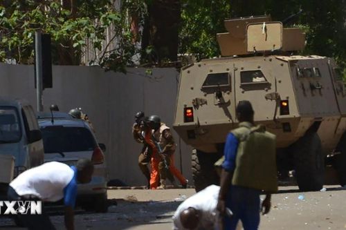 Bạo lực leo thang tại Burkina Faso, 11 cảnh sát thiệt mạng