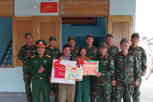 Vì mái ấm của nhân dân